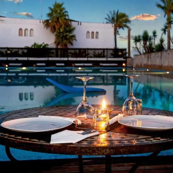 Hotiday Otranto Baia Resort – hotel w mieście Otranto