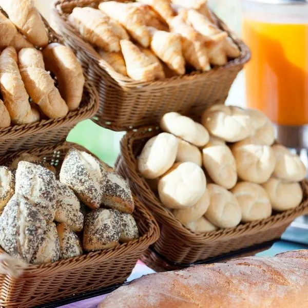 Holiday Inn Express & Suites Barcelona - Sabadell by IHG, hotel en Sabadell