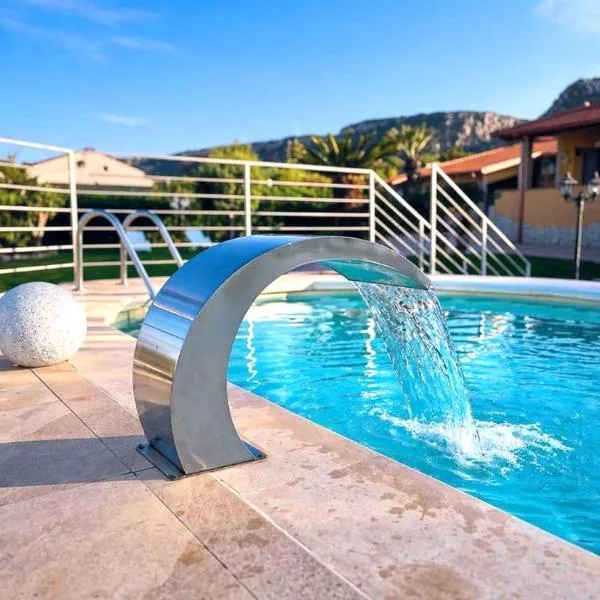 Viesnīca VILLA GIUDICE Luxury Home with Private Pool pilsētā Priolo Gargallo