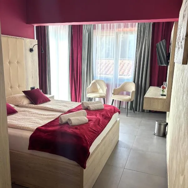 "Echo" B&B rooms, boutique beach hotel, хотел в Рабац