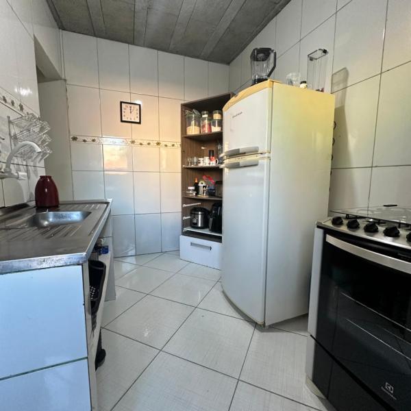 Casa até 6 pessoas - Wifi, Ar condicionado, churrasqueira portátil, Tv Smart - Foto 4