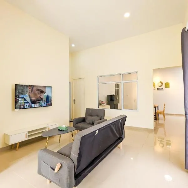 Lovina B2/12A at Ansley Park Spacious+Netflix, hotel i Batam Center