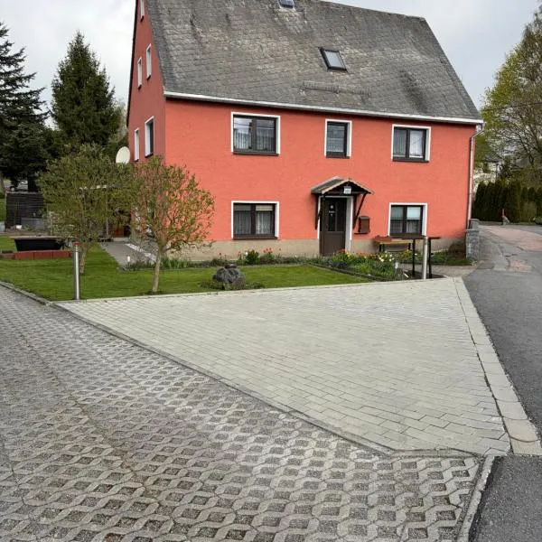 Großhartmannsdorf में, होटल Ferienwohnung Lippmann