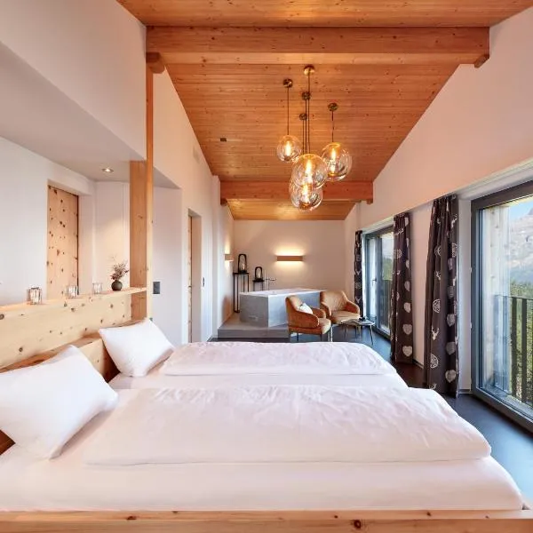 Berghotel Mettmen, hôtel à Schwanden