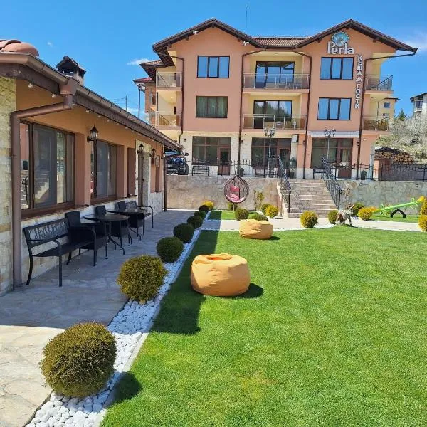Perla, khách sạn ở Dospat