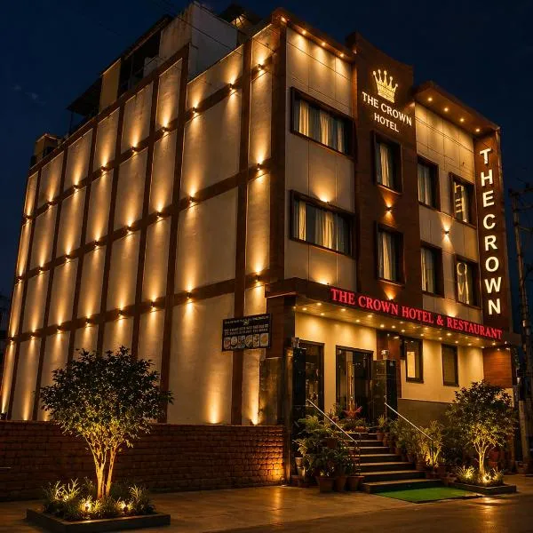 The Crown Hotel Agra near Taj Mahal