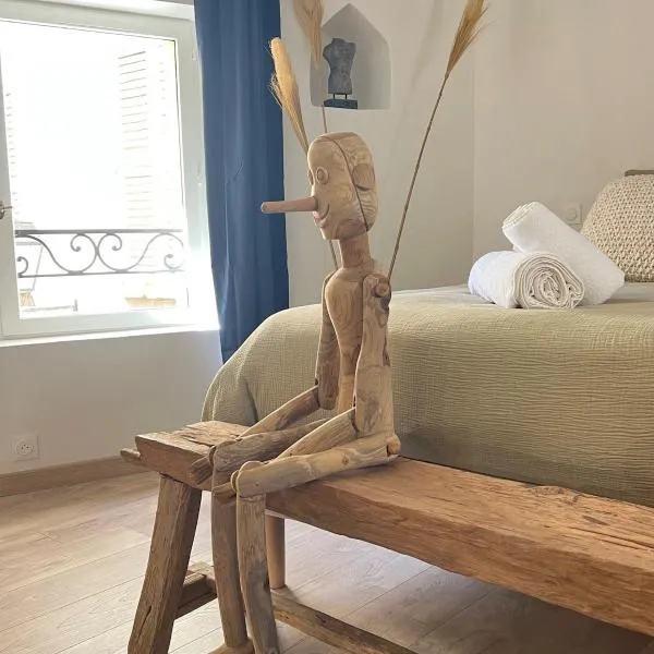 Fisherman's House in Old Antibes, hotel sa Antibes
