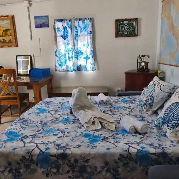 Indigo Moon, hotel a Quartu SantʼElena