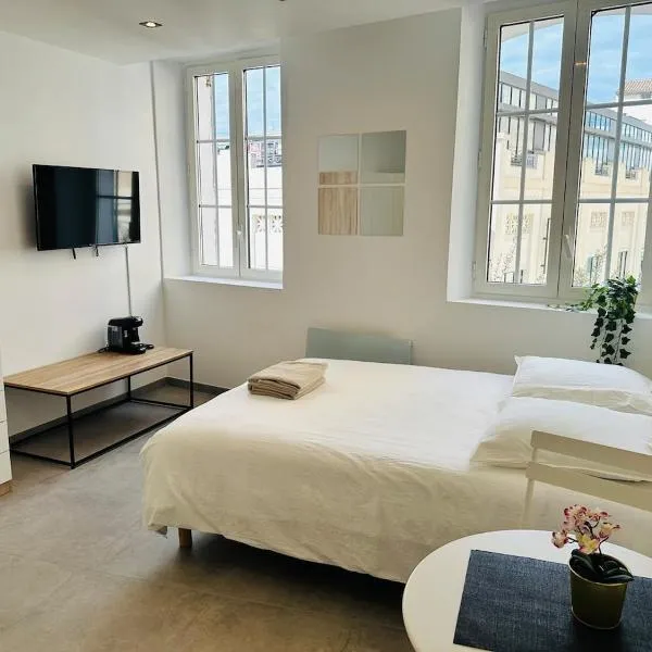 Cozy studio - Place des Halles, hotel v destinaci Toulon