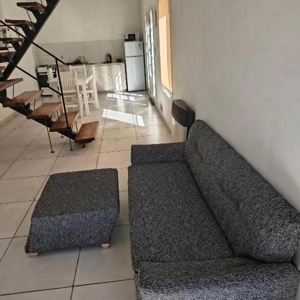 Depto Civora 4, Hotel in Villa Regina