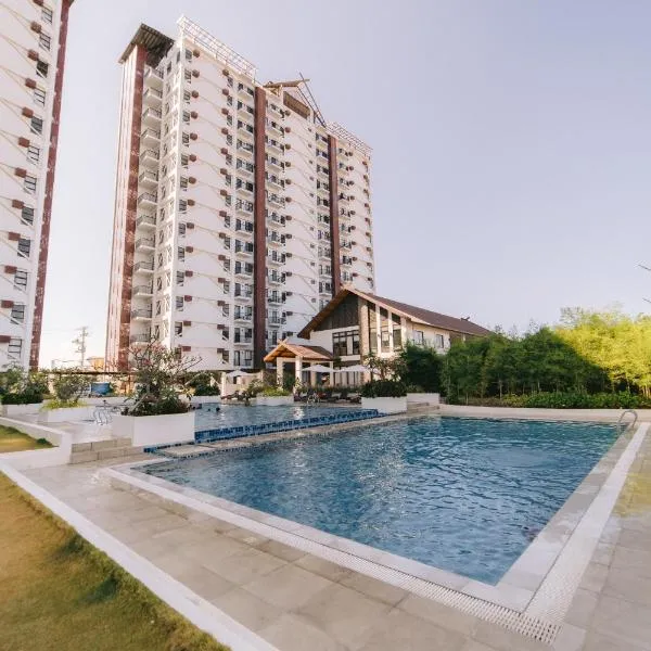 Your Cebu Hideaway at Royal Oceancreast Mactan 1BR, khách sạn ở Mactan Island