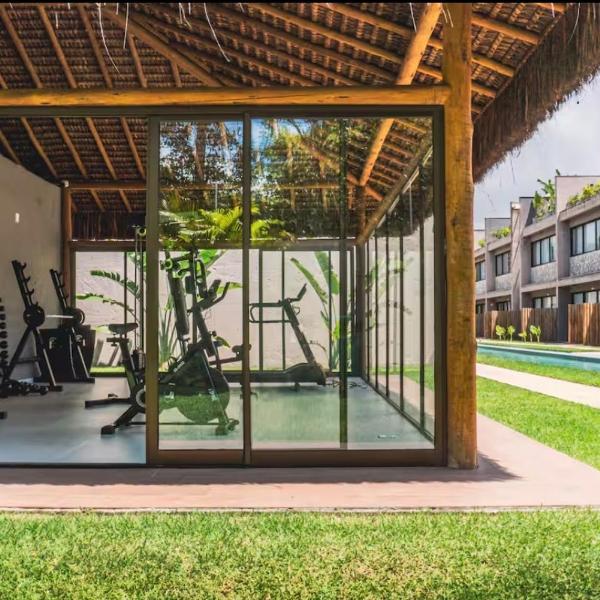 Apê completo e moderno na praia do Toque - condominio com academia , restaurante, piscina , estacionamento, quadra de beach tennis e volei Villa manah - Caroa 209 - Foto 4
