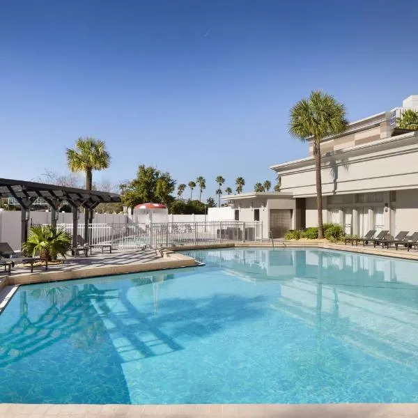 Courtyard by Marriott across Universal Orlando, hótel í Orlando