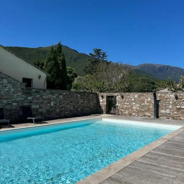Appartement en résidence d'exception avec piscine dans le cap corse, hotel v mestu Sisco