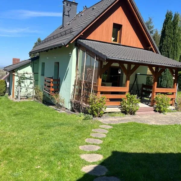 Domek Leśny Anioł, hotell i Jarnołtówek