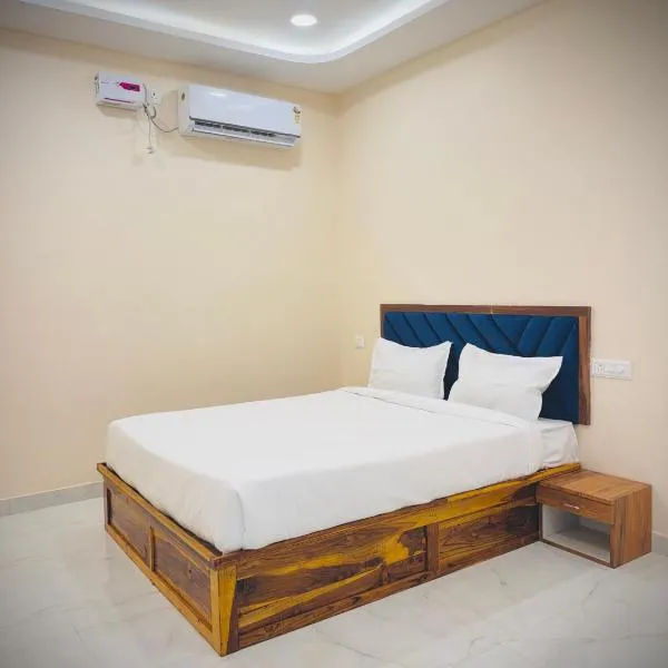The sea Glimmer Beach Resort, hotel din Diveagar