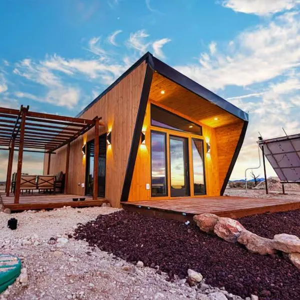#1 Rated Stargazing South Rim Grand Canyon Tiny Home, hotel di Williams