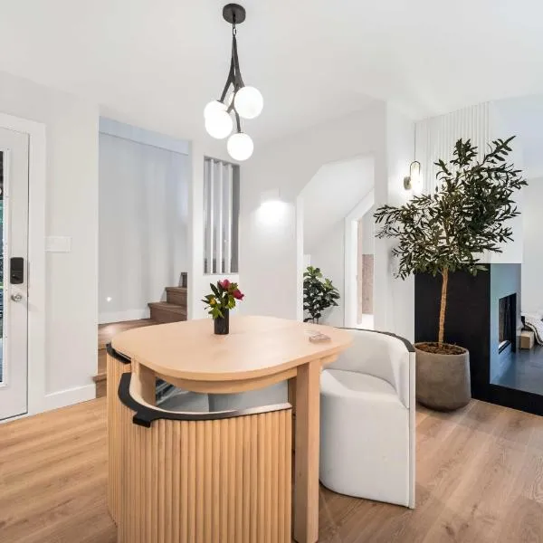 Sunwolf Riverside Cabins, hotel in Brackendale