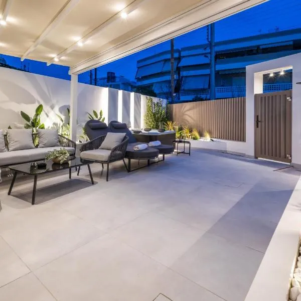 Fantasea Luxury Porto Rafti On The Sea With Jacuzzi, hotel a Porto Rafti