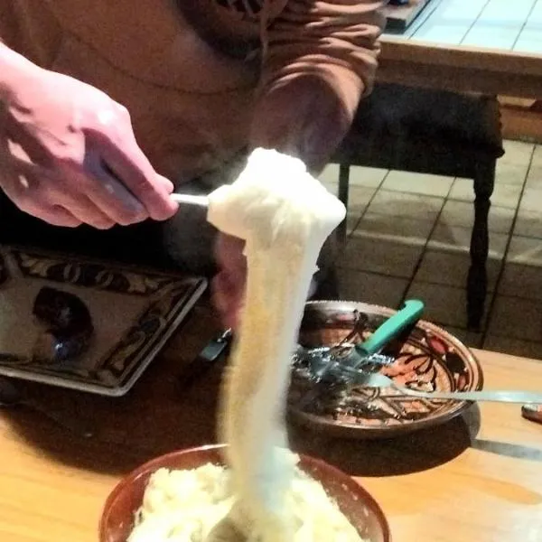 Chez NIKI, hotel v destinaci Rieutort