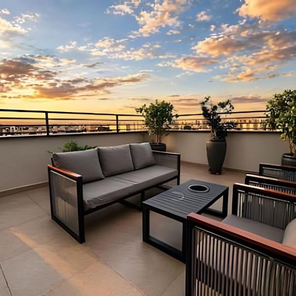 Studio Elegance com Vista Panorâmica para Cidade!