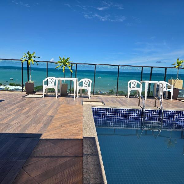 Apartamento com piscina no coração da Pajuçara