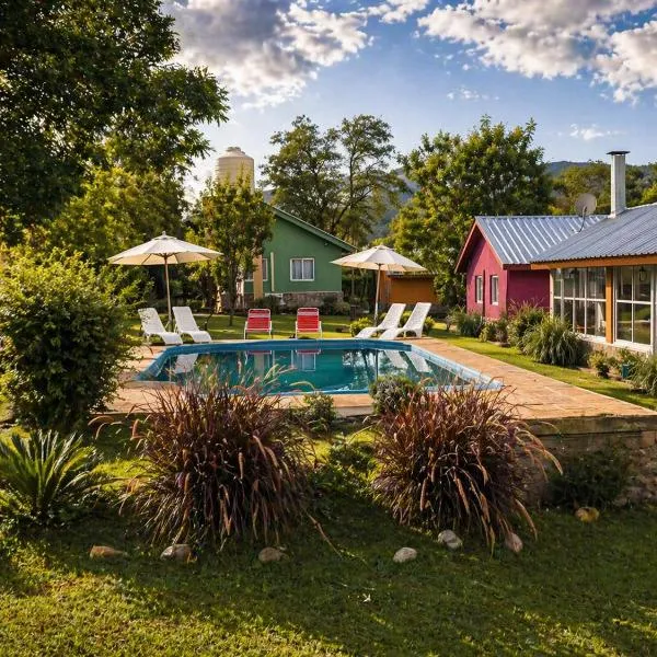 Cabañas equipadas en Vaqueros - naturaleza y tranquilidad cerca de Salta, hotel en Vaqueros