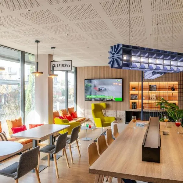 IBIS STYLES BORDEAUX LORMONT, hotel v mestu Lormont