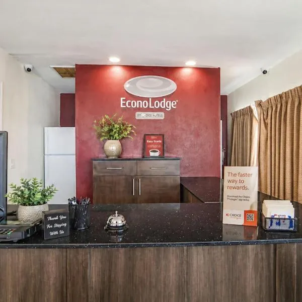 Econo Lodge Needles, hótel í Needles