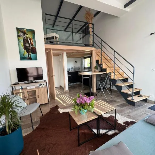 Agréable Duplex、Bissièresのホテル