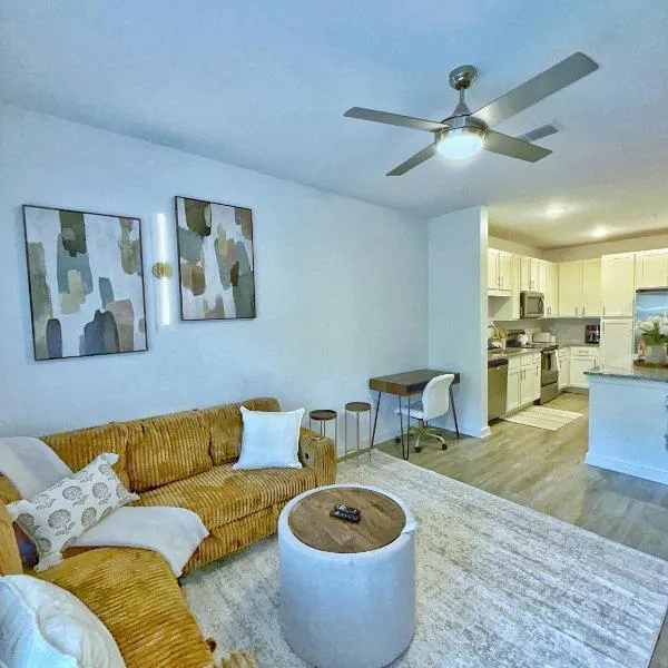 Beachline Oasis, Hotel in Jacksonville