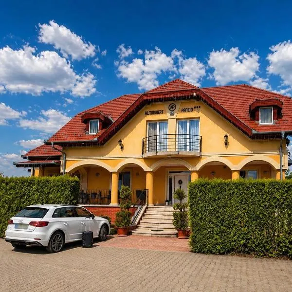 Budapest Airport Almáskert Panzió, hotell i Vecsés