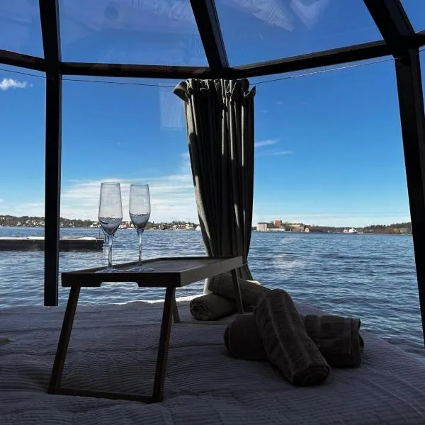 Stockholm Archipelago Igloo Hut, hotel u gradu Tynningö