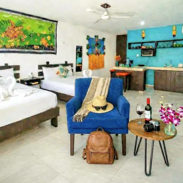 Spacious Romantic King & Family Suites, Sleep 2 to 8, Walk to Beach, Cenote & 5th Ave, hotell i Playa del Carmen