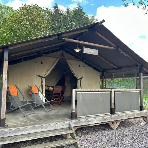 Camping Le Sans Souci, hotel v destinaci Fresnay-sur-Sarthe