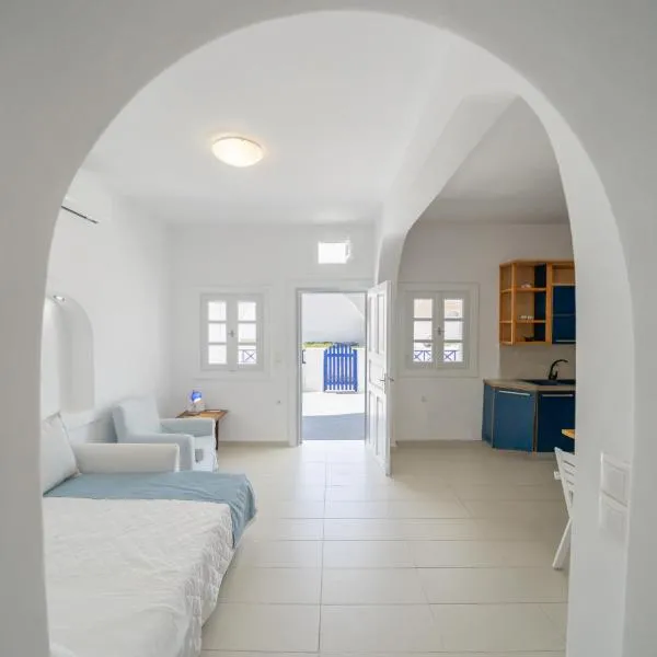 Coastal Escape - 2 min from Perissa Beach, hotel en Perissa