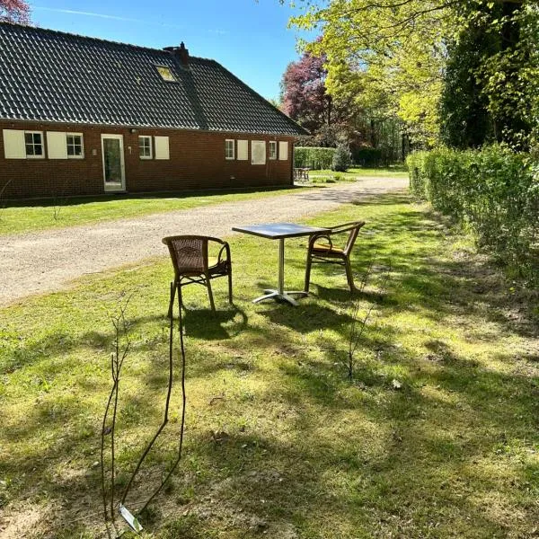 Tussen Heide en Bos, unwind in nature, hotell i Oudsbergen 