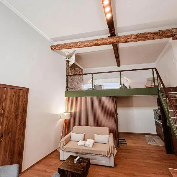 Studio Centro - Luxury Apartment at Pylos Center, khách sạn ở Pylos