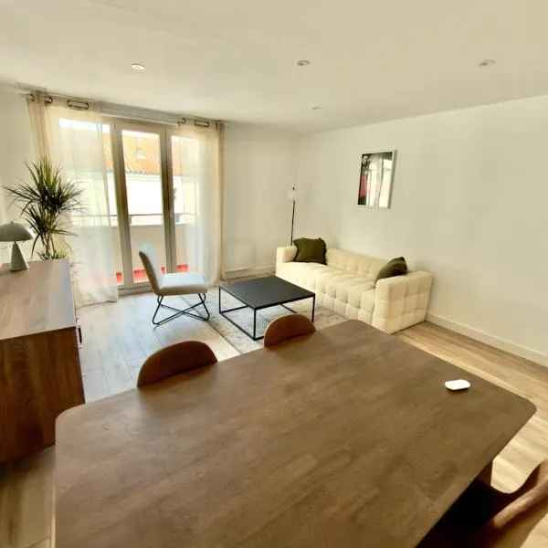 La Roche-sur-Yon में, होटल Appartement 3 Chambres hypercentre et 3 douches