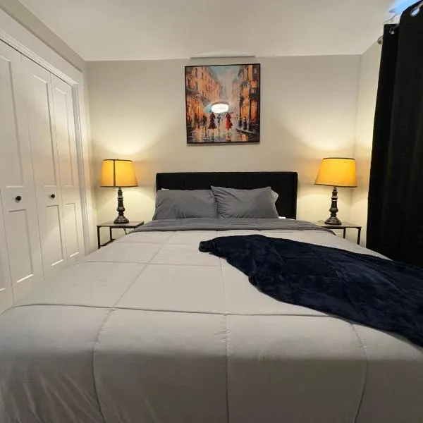 Modern Private Suite: Moncton şehrinde bir otel