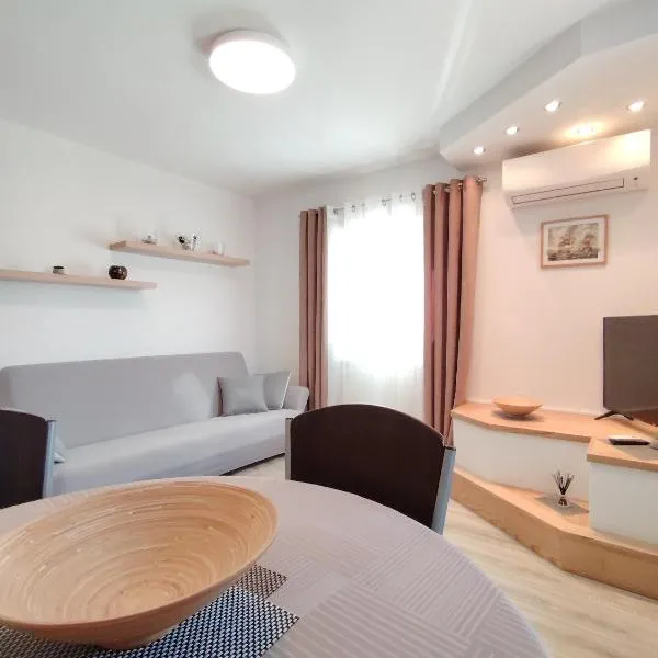 Apartment Pokrajac, Hotel in Rovinjsko Selo