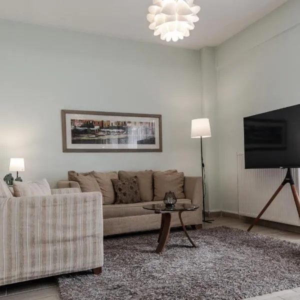 Volos Comfort Stay with free parking, hotel in Volos