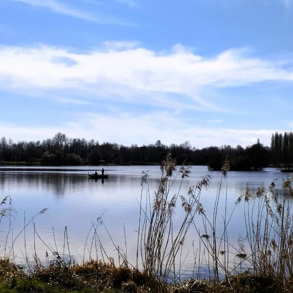 Pescalis Résidence Les Maisons du Lac, khách sạn ở Moncoutant