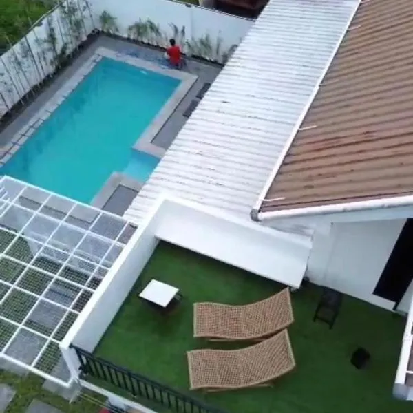 villa Elfame Lokon, hotel v mestu Tomohon