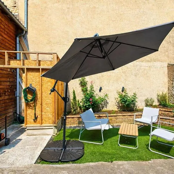 La maison de la rue tordue, Hotel in Saint-Marcel
