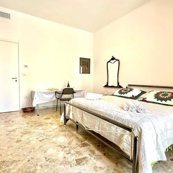 Casa della Nonna - Art & Vintage Rooms, hotel a Noicàttaro
