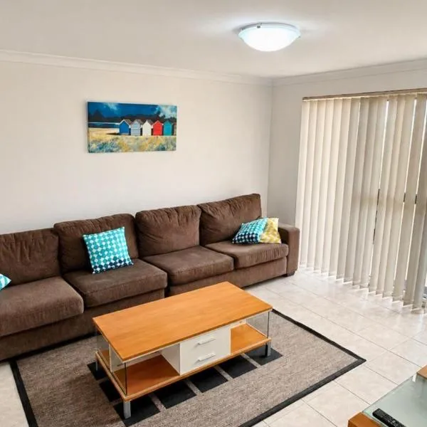 Escape to 39 at Cape View, готель у місті Басселтон