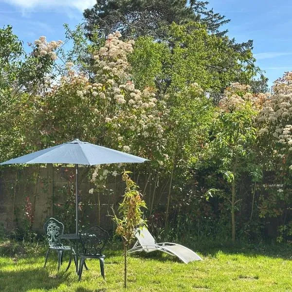 Le Cerisier, viešbutis mieste Giverny