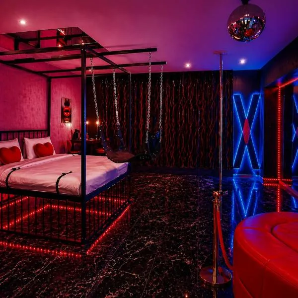 부쿠레슈티에 위치한 호텔 Love Room- Adult Only