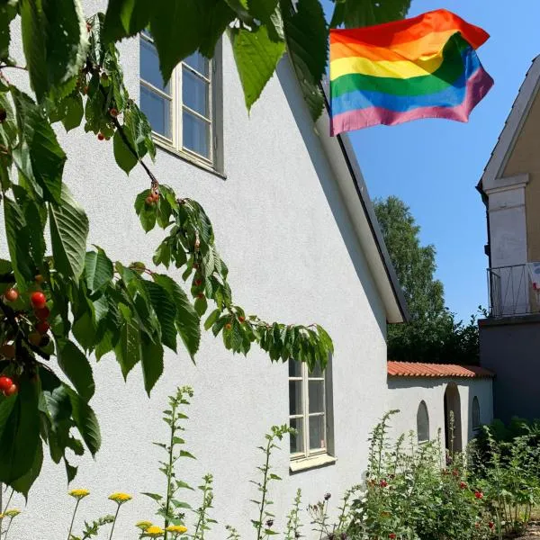 Charming holiday home in the middle of Kivik, ξενοδοχείο σε Kivik